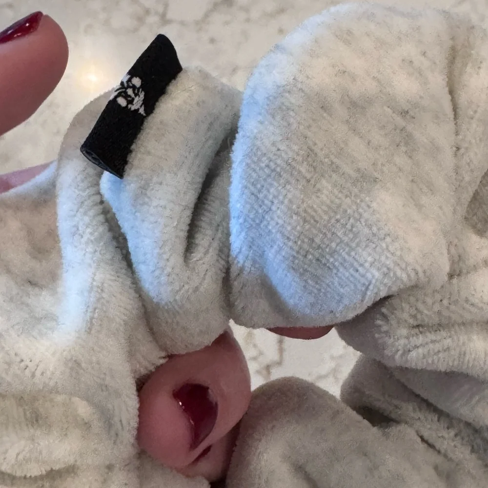Free people, 2 Pink and Gray Scrunchie Set